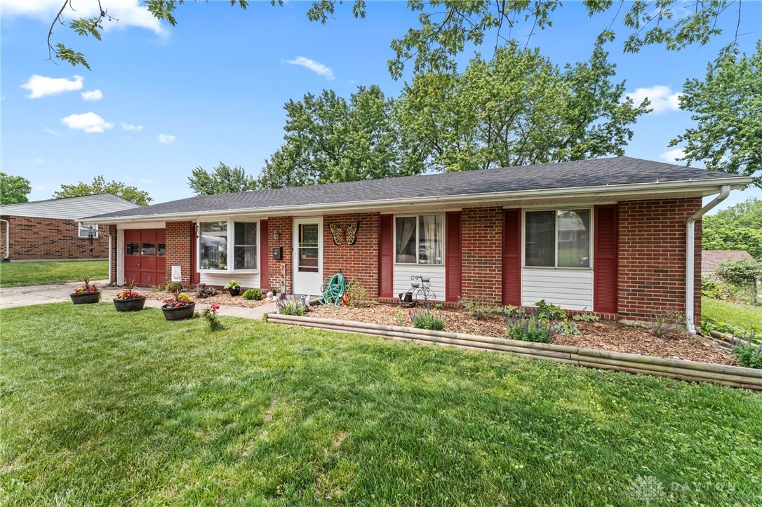 765 Cransberry Drive, Dayton, Ohio image 5