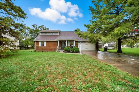 Tiny photo for 285 Nikki Court, Franklin, OH 45005 (MLS # 945343)