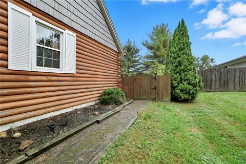 Tiny photo for 285 Nikki Court, Franklin, OH 45005 (MLS # 945343)