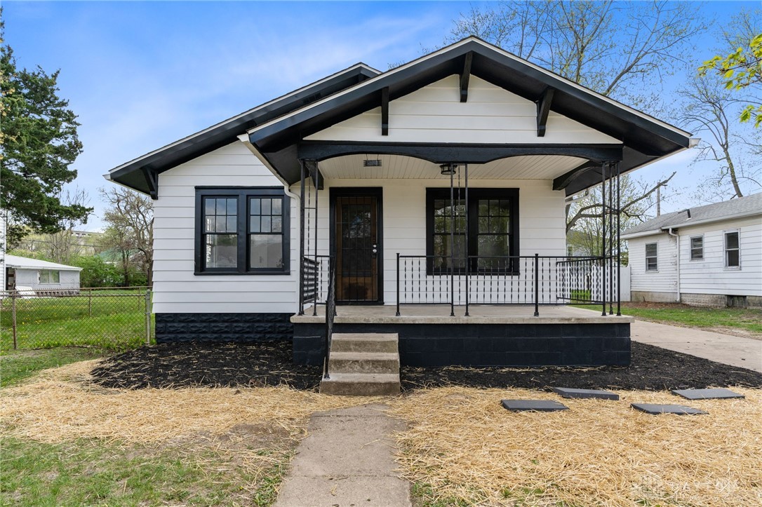 314 E Xenia Drive, Fairborn, Ohio image 2