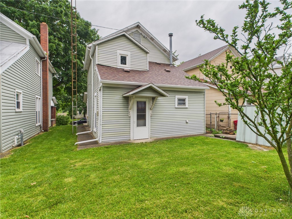 327 W Water Street, Greenville, Ohio image 17