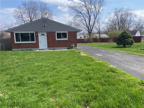 Photo of 4814 Woodland Hills Boulevard, Dayton, OH 45414 (MLS # 955482)