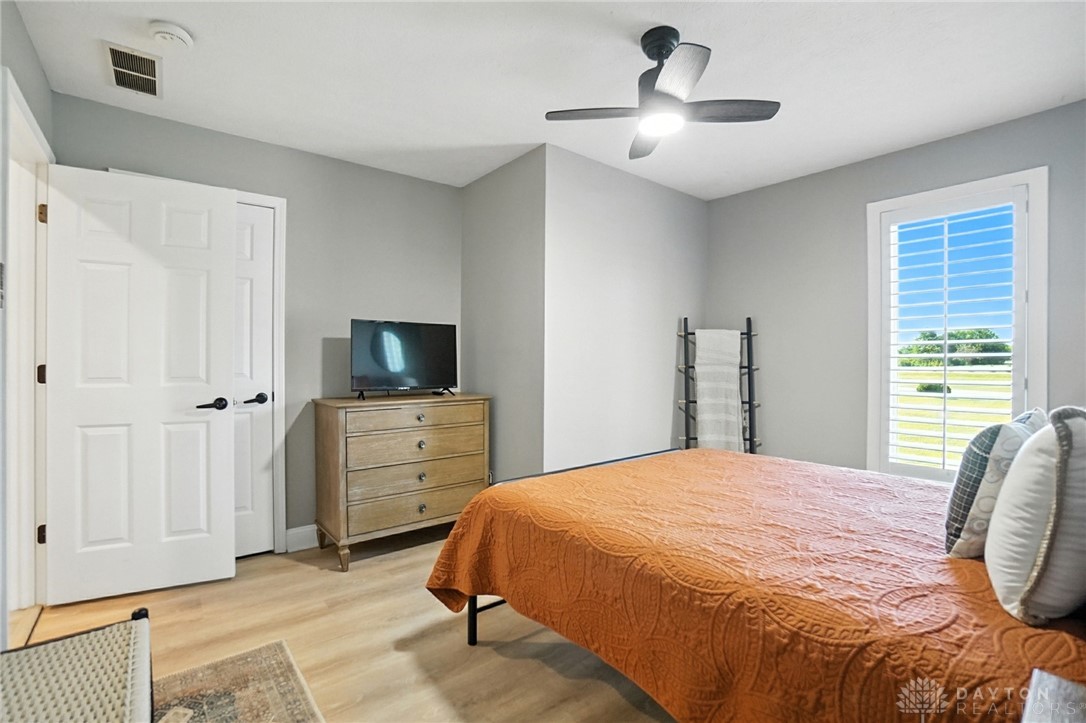 Oregonia, Ohio 45054, United States, 3 Bedrooms Bedrooms, ,3 BathroomsBathrooms,Residential,Pending,198360