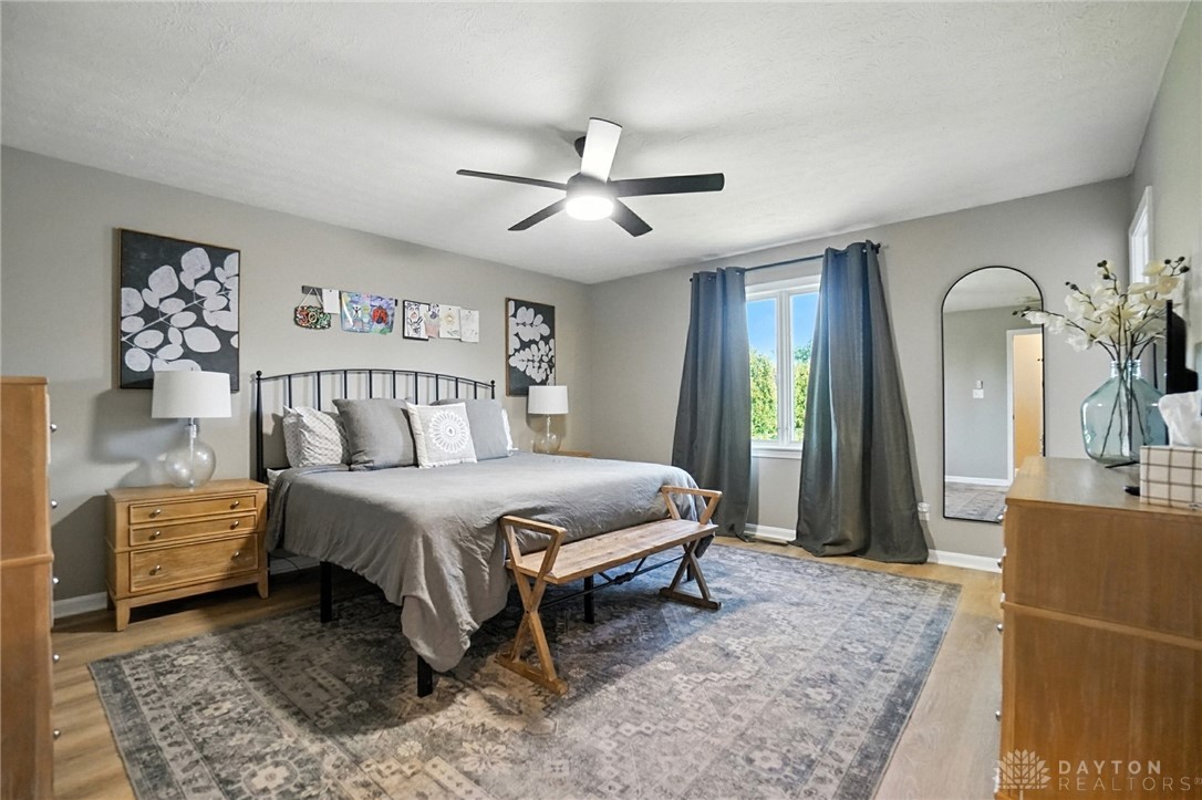 Oregonia, Ohio 45054, United States, 3 Bedrooms Bedrooms, ,3 BathroomsBathrooms,Residential,Pending,198360