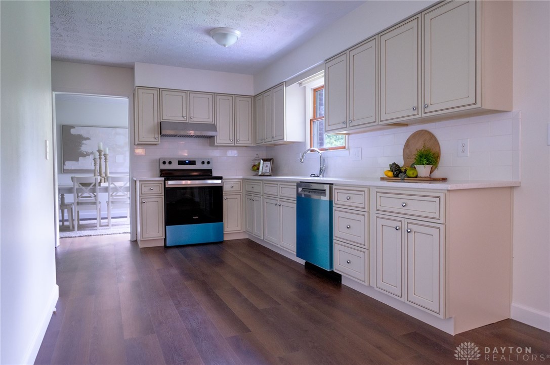 3234 Maplewood Dr, Beavercreek, Ohio image 14