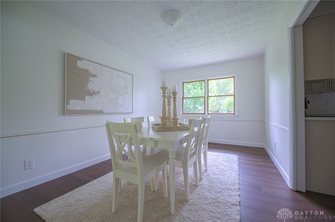 3234 Maplewood Dr, Beavercreek, Ohio image 13