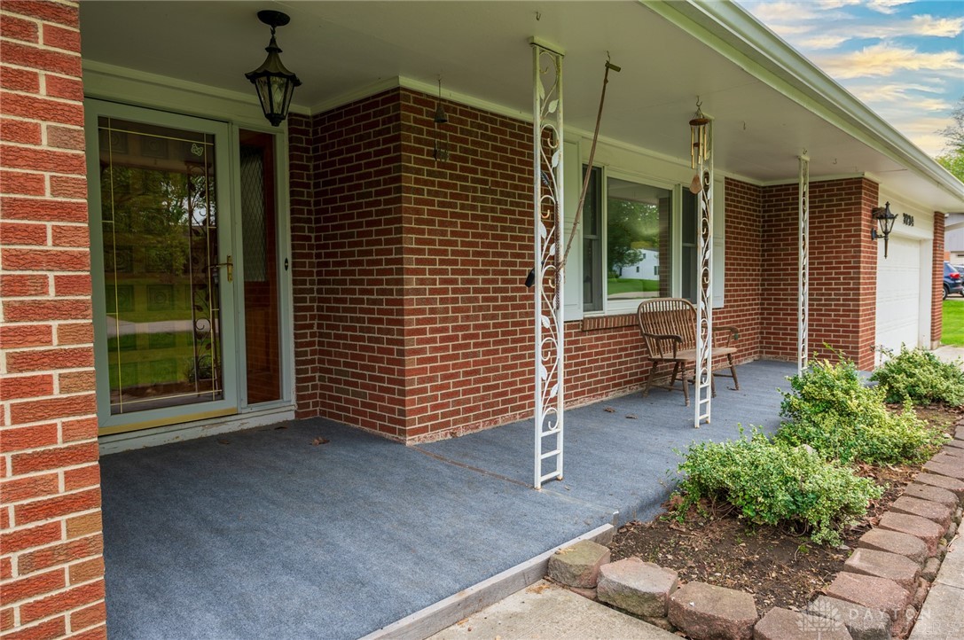 3234 Maplewood Dr, Beavercreek, Ohio image 5