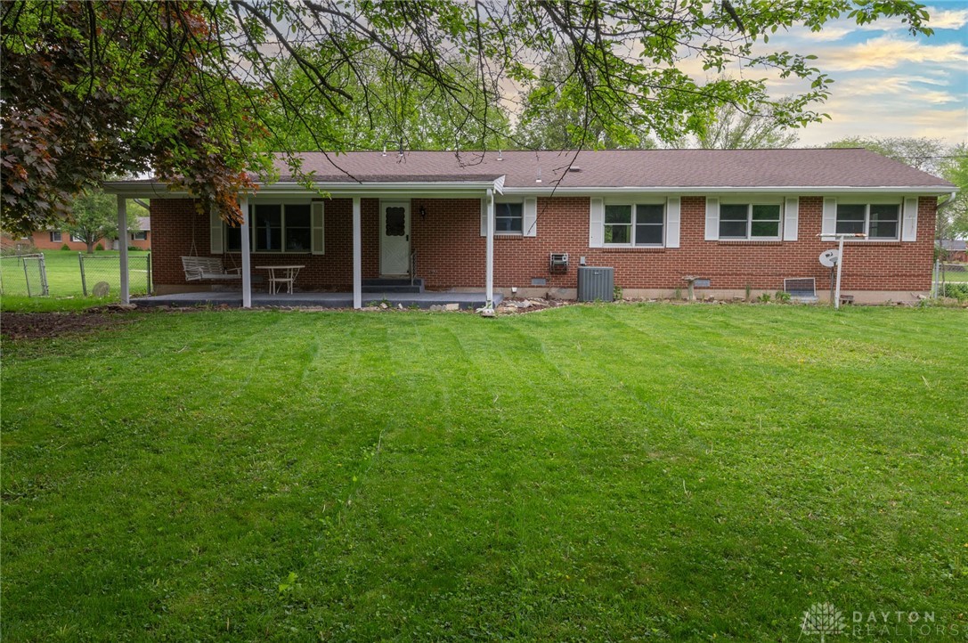 3234 Maplewood Dr, Beavercreek, Ohio image 6