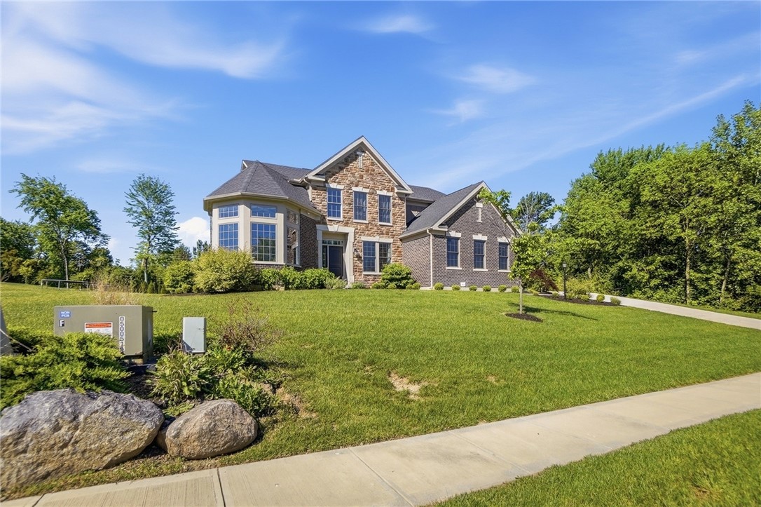 2731 Bent Grass Drive
