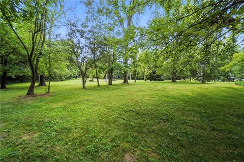 Photo of 2679 Lebanon Road, Lebanon, OH 45036 (MLS # 957637)