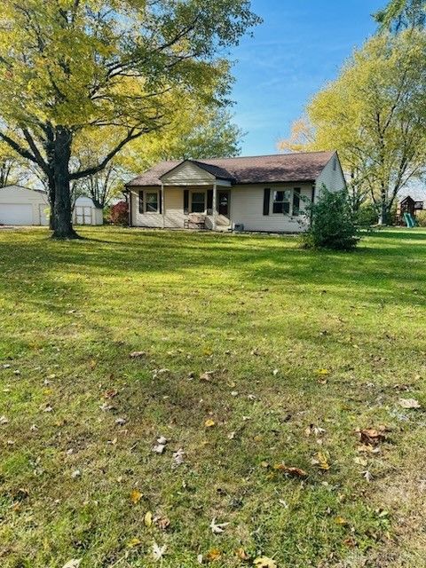Photo of 1180 Trudy Court, Lebanon, OH 45036 (MLS # 947027)