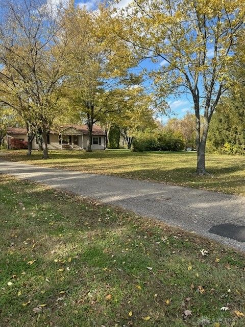 Tiny photo for 1180 Trudy Court, Lebanon, OH 45036 (MLS # 947027)