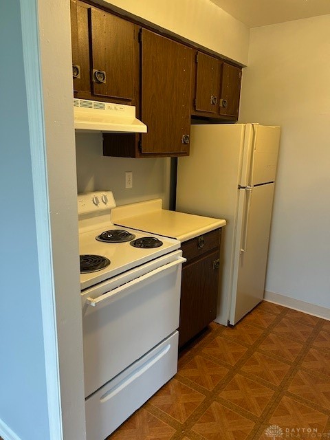 5339 Dunmore Drive, Dayton, Ohio image 7
