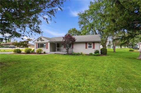 Homes For Sale - 8251 Arlington Road<br/> Clayton, OH 45309