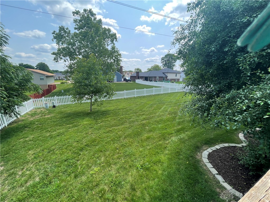 550 Gamewell Drive, Miamisburg, Ohio image 39