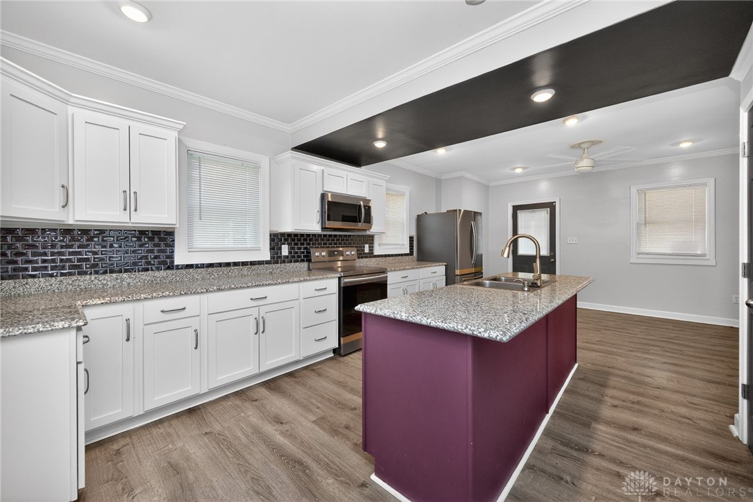 5576 Walnut Street