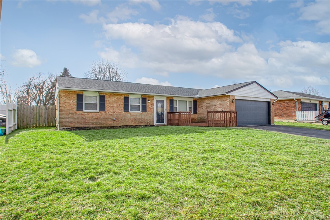2301 Carolina Drive, Xenia, Ohio image 2