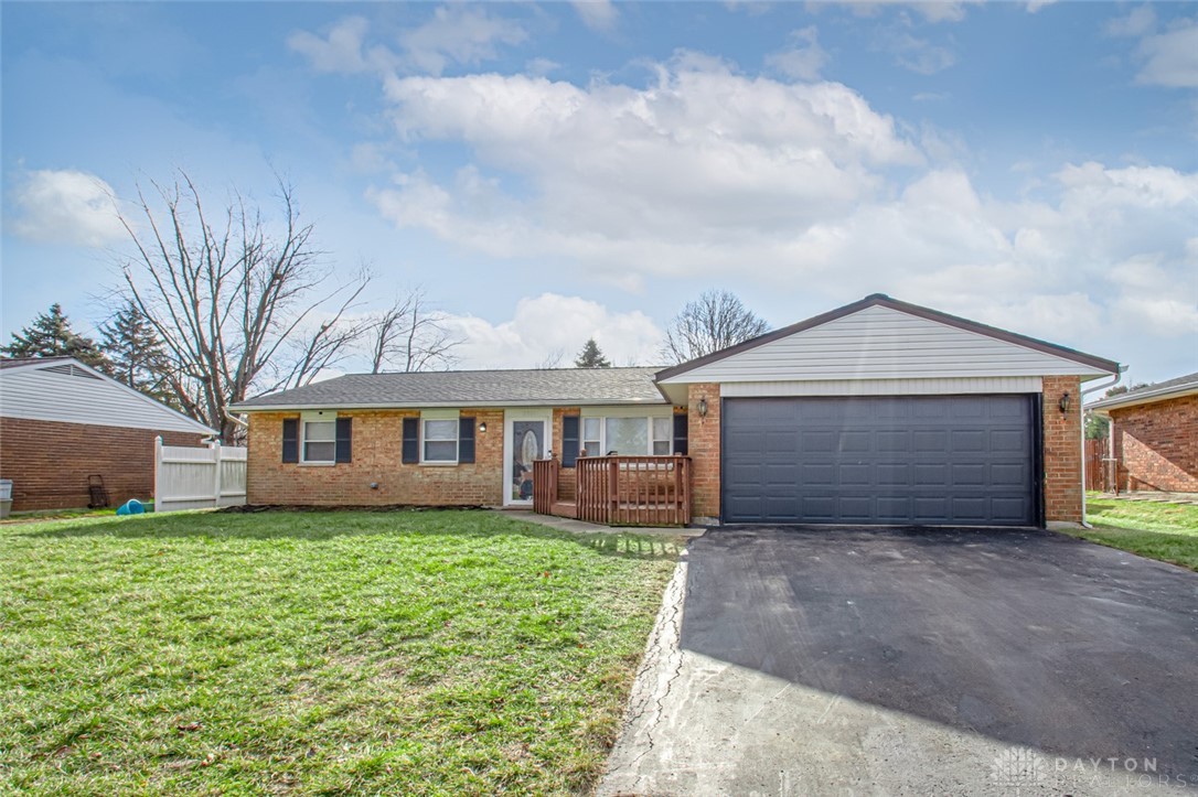 2301 Carolina Drive, Xenia, Ohio image 1