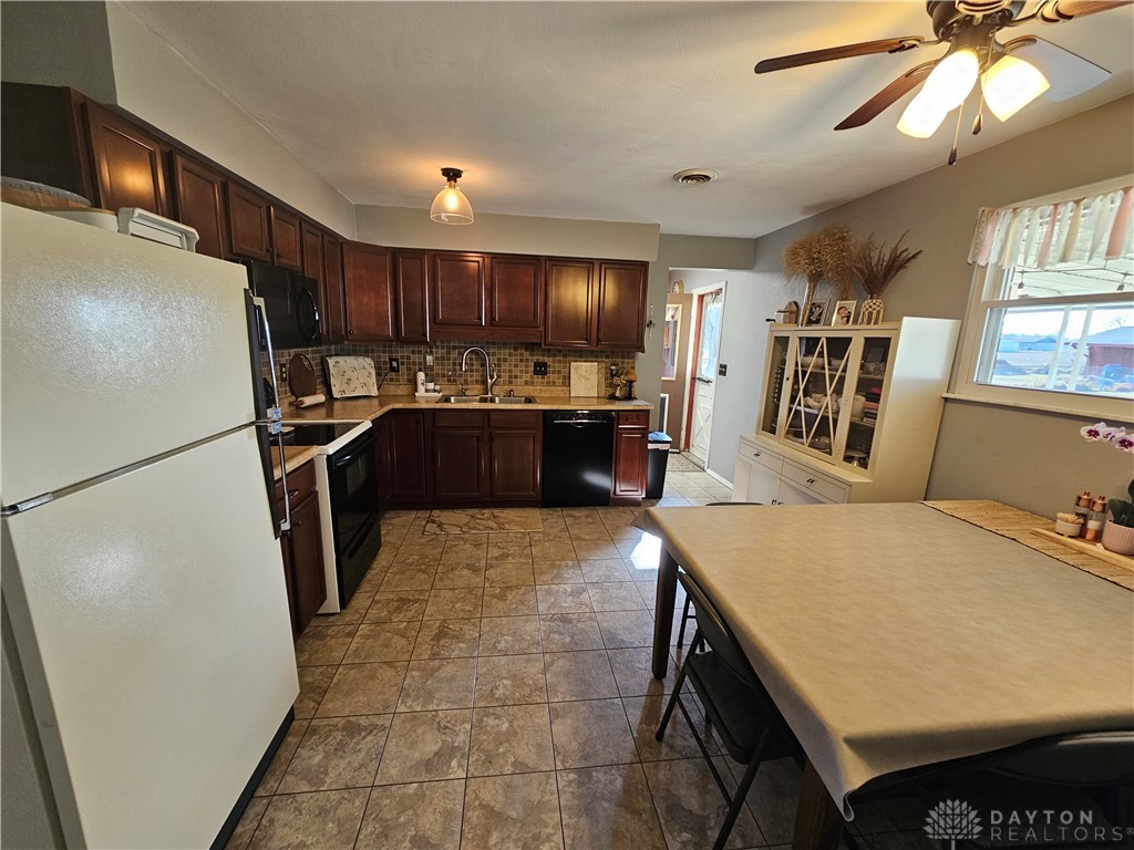 115 Foos Road, West Manchester, Ohio image 8