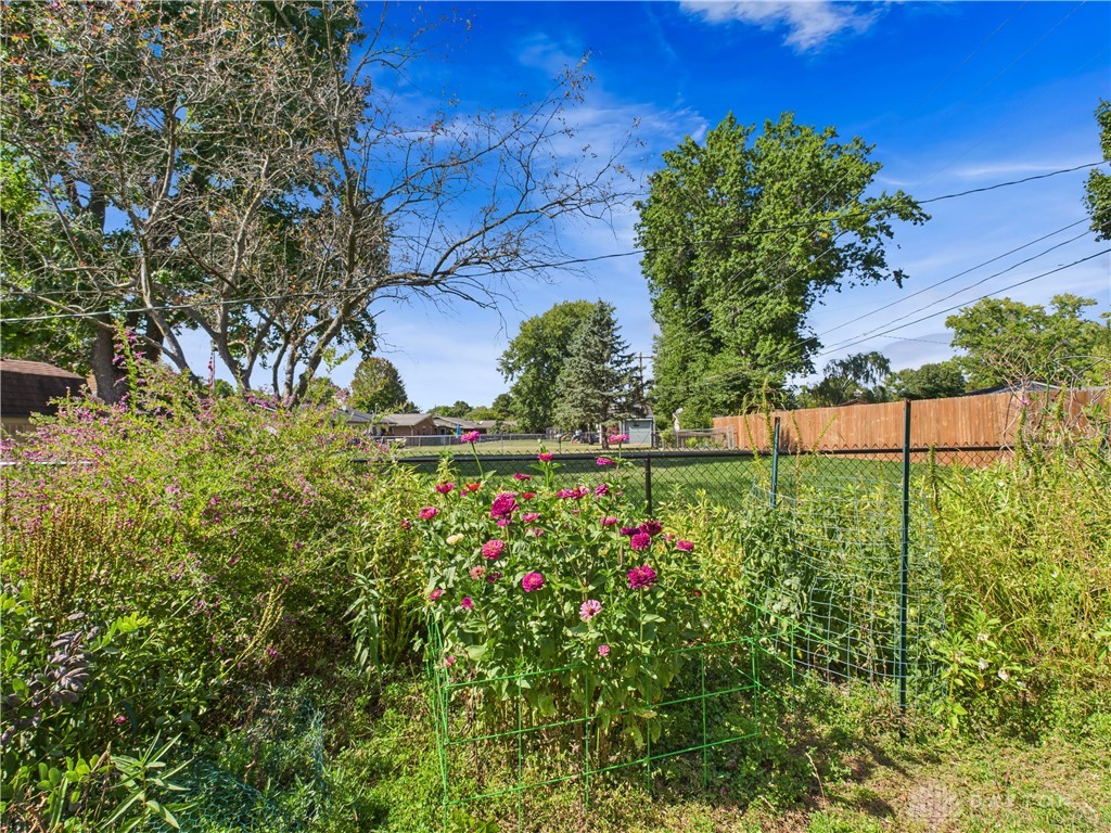 Dayton, Ohio 45440, United States, 3 Bedrooms Bedrooms, ,2 BathroomsBathrooms,Residential,Active,220326