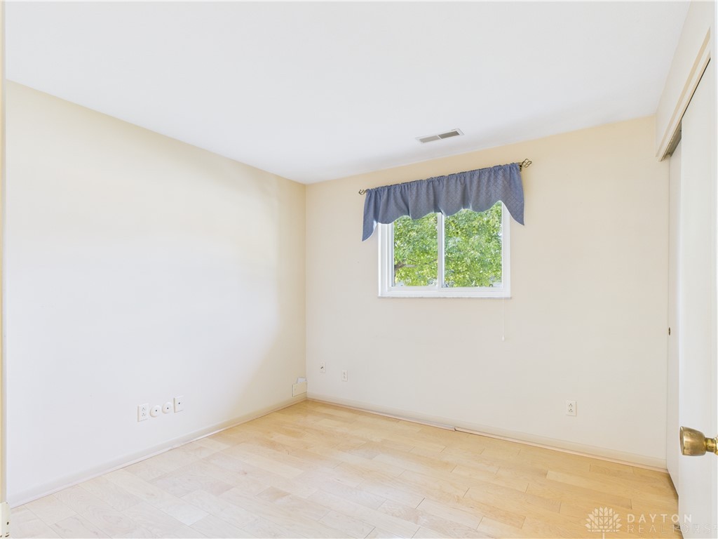 Dayton, Ohio 45440, United States, 3 Bedrooms Bedrooms, ,2 BathroomsBathrooms,Residential,Active,220326