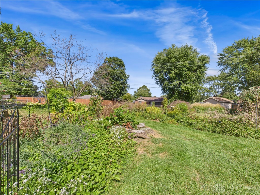 Dayton, Ohio 45440, United States, 3 Bedrooms Bedrooms, ,2 BathroomsBathrooms,Residential,Active,220326