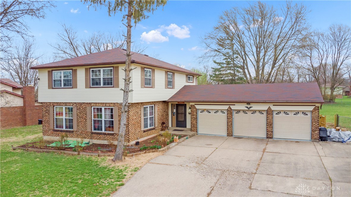 5834 Sigmon Way, Fairfield, Ohio image 2