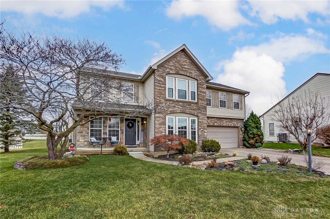 1061 Dapple Court, Fairborn, Ohio image 2