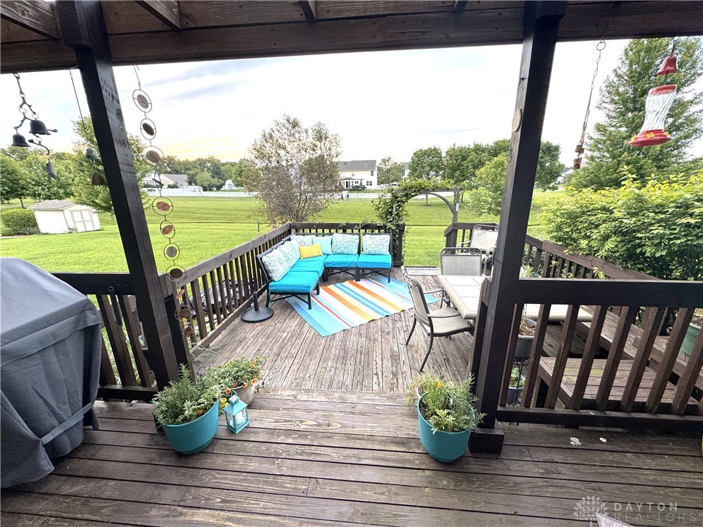 1061 Dapple Court, Fairborn, Ohio image 25