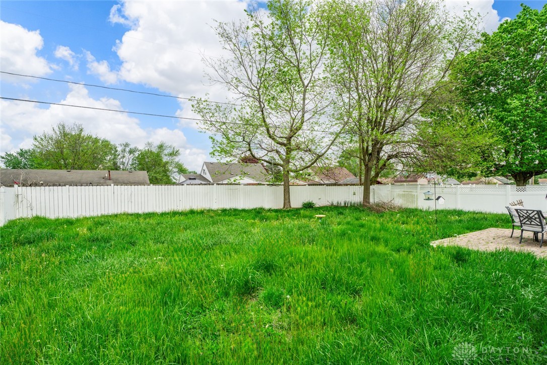 1579 Commonwealth Drive, Xenia, Ohio image 9