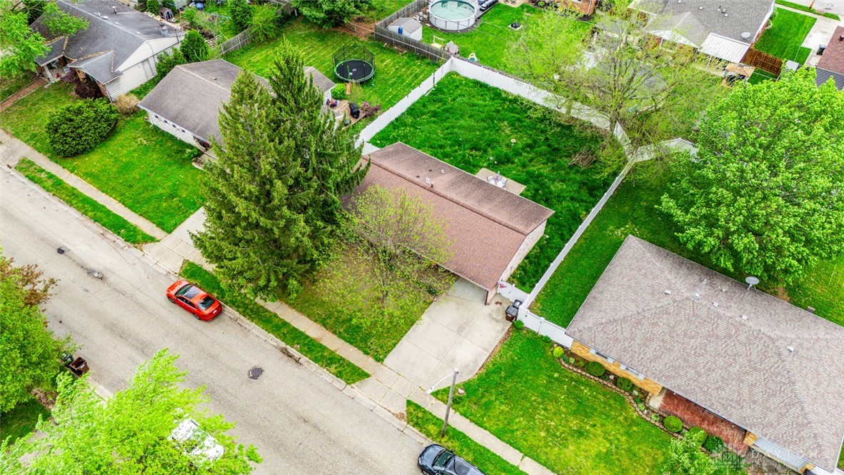 1579 Commonwealth Drive, Xenia, Ohio image 3