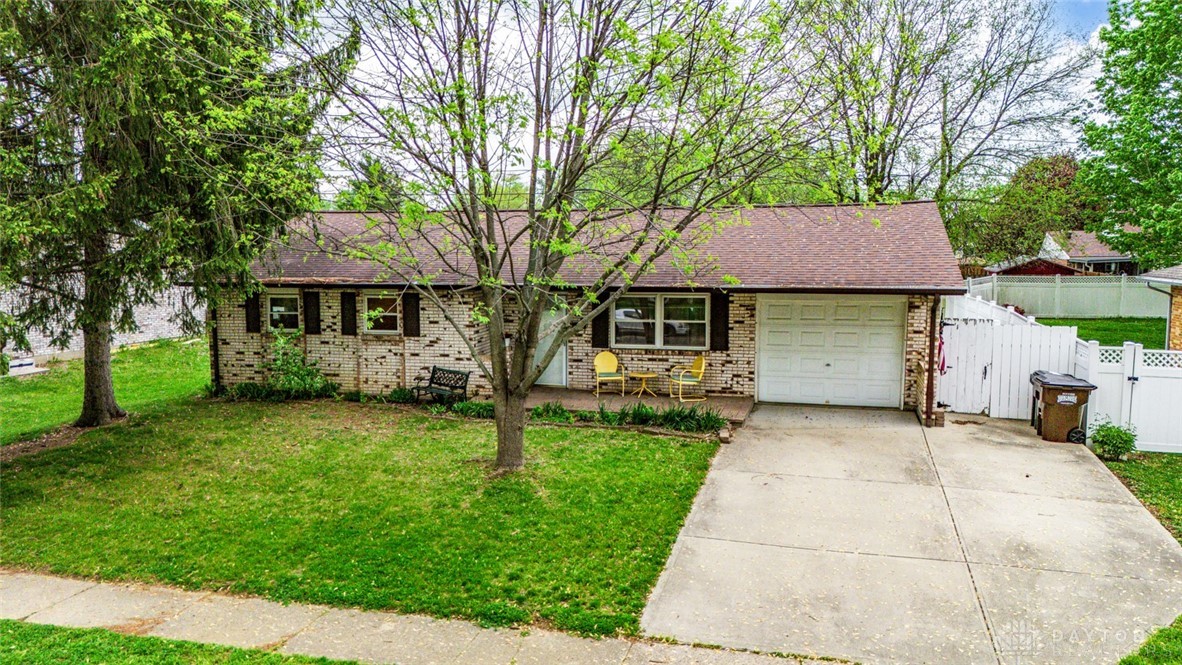 1579 Commonwealth Drive, Xenia, Ohio image 1