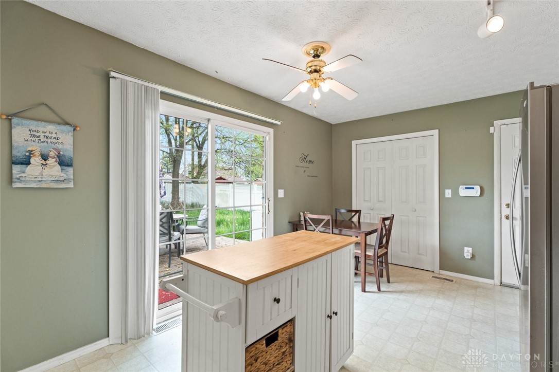 1579 Commonwealth Drive, Xenia, Ohio image 15