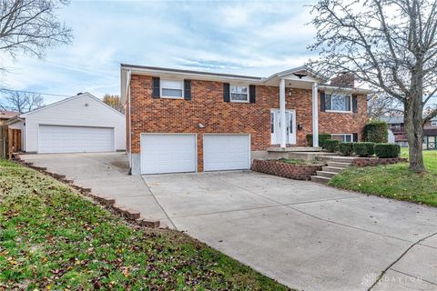 Photo of 1030 Nila Gay Court, Miamisburg, OH 45342 (MLS # 948156)