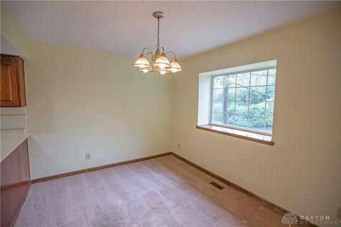 Tiny photo for 17 Westerly Lane, Centerville, OH 45458 (MLS # 946907)