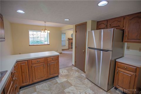 Tiny photo for 17 Westerly Lane, Centerville, OH 45458 (MLS # 946907)