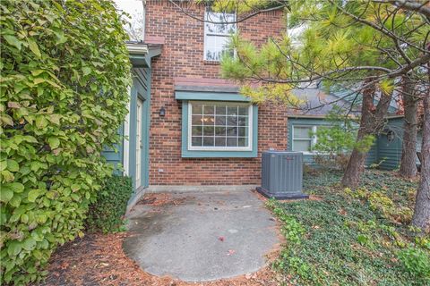 Tiny photo for 17 Westerly Lane, Centerville, OH 45458 (MLS # 946907)