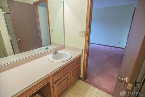 Tiny photo for 17 Westerly Lane, Centerville, OH 45458 (MLS # 946907)