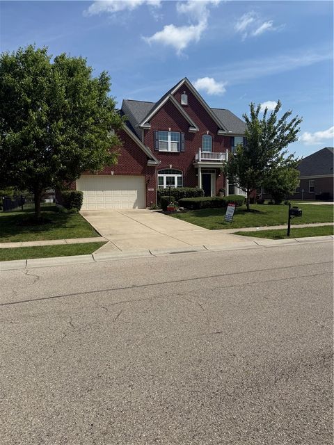 Photo of 329 Beck Drive, Washington Twp, OH 45458 (MLS # 958755)