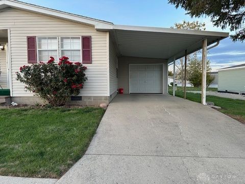 Tiny photo for 123 South Point Drive, Fairborn, OH 45324 (MLS # 947047)