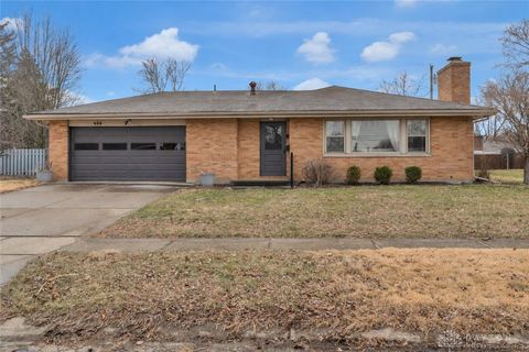 Photo of 654 Cushing Avenue, Dayton, OH 45429 (MLS # 953254)