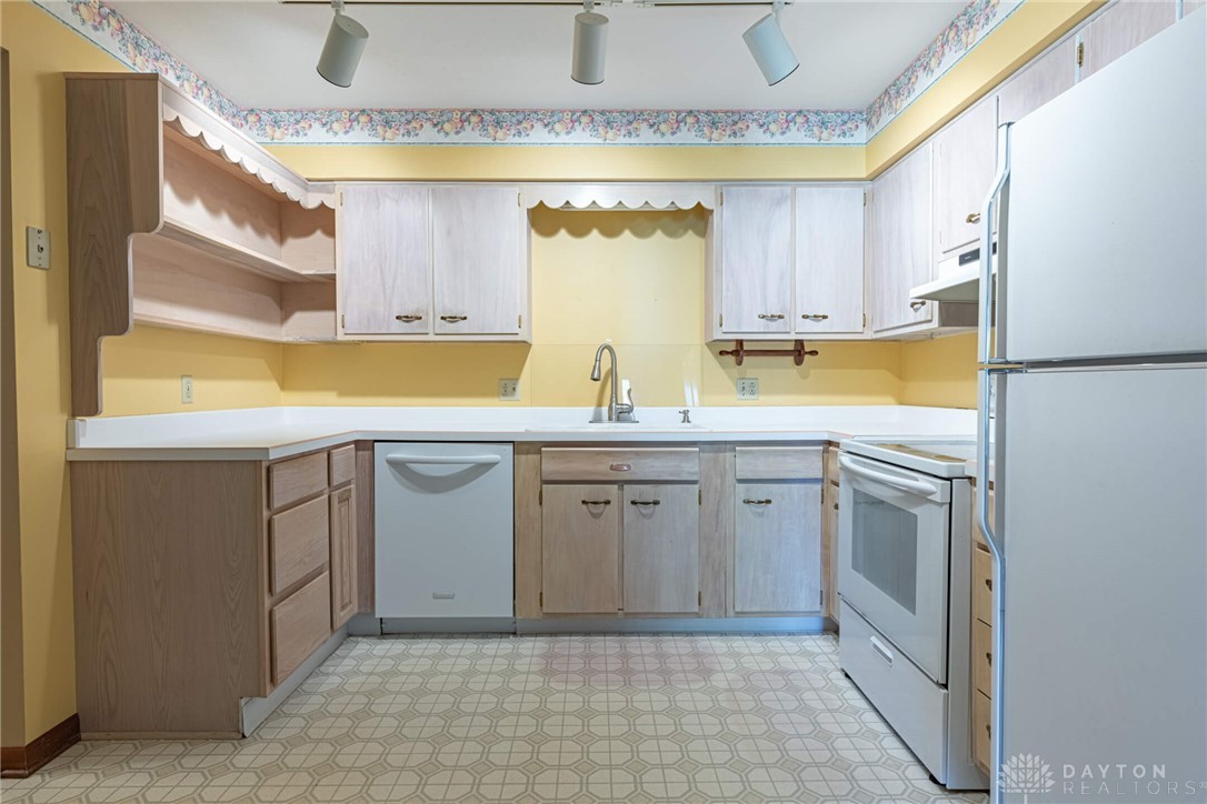 3211 Bechtel Drive, Franklin, Ohio image 11