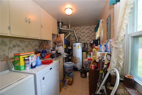 Tiny photo for 5889 Troy Road, Springfield, OH 45502 (MLS # 945356)