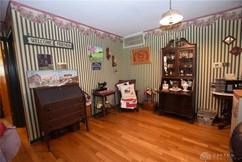Tiny photo for 5889 Troy Road, Springfield, OH 45502 (MLS # 945356)