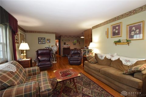 Tiny photo for 5889 Troy Road, Springfield, OH 45502 (MLS # 945356)