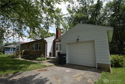 Tiny photo for 5889 Troy Road, Springfield, OH 45502 (MLS # 945356)