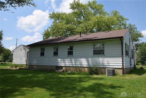 Tiny photo for 5889 Troy Road, Springfield, OH 45502 (MLS # 945356)