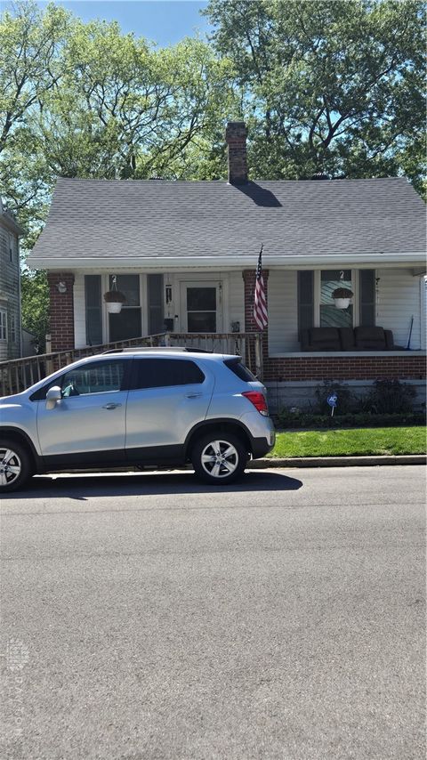 Photo of 1102 Hughes Street, Middletown, OH 45042 (MLS # 957214)