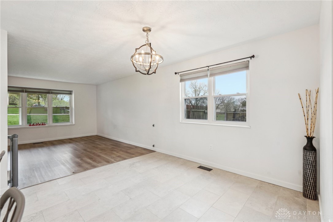 311 Windsor Park Drive, Dayton, Ohio image 16