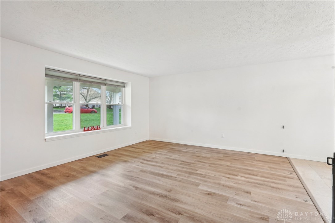 311 Windsor Park Drive, Dayton, Ohio image 29